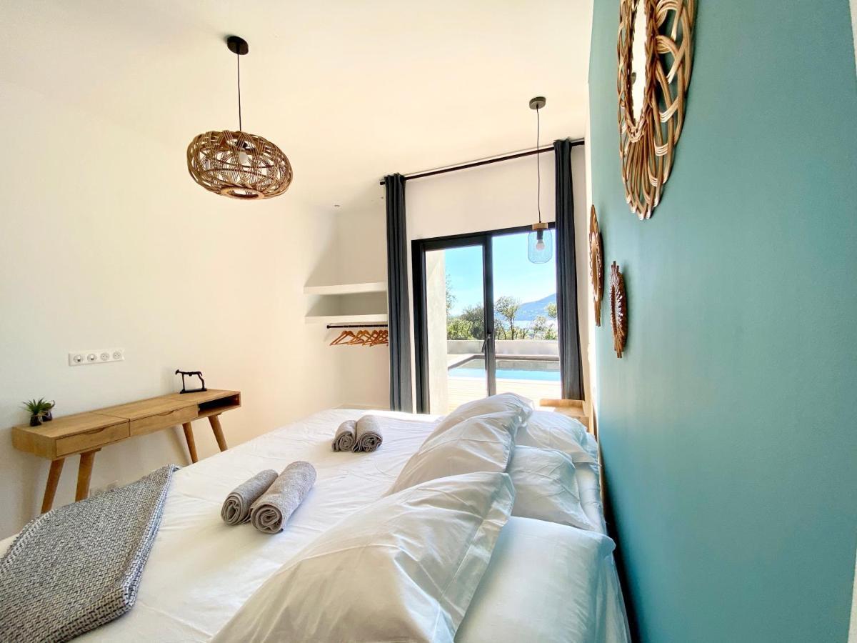 Villas De Standing Avec Magnifique Vue Mer Et Piscines Privees, Sagone Sagone  Esterno foto
