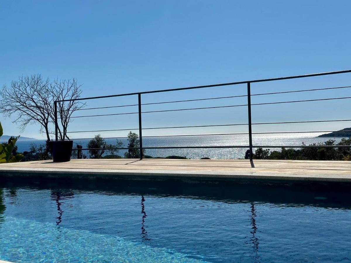 Villas De Standing Avec Magnifique Vue Mer Et Piscines Privees, Sagone Sagone  Esterno foto