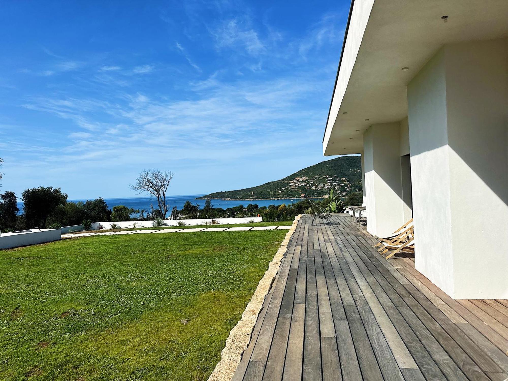 Villas De Standing Avec Magnifique Vue Mer Et Piscines Privees, Sagone Sagone  Esterno foto